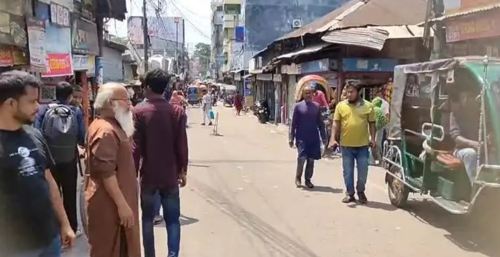 পিরোজপুরে ‌‘শয়তানের নিশ্বাস’ ব্যবহার করে নগদ টাকা-স্বর্ণালংকার লুট
