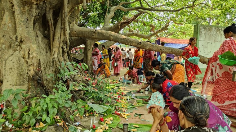 শুরু হলো শতবর্ষী ‘বউ মেলা’