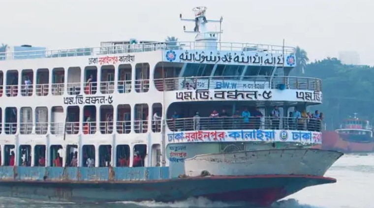 লঞ্চে ৮ মাস বয়সী শিশু রেখে উধাও ‘বাবা’