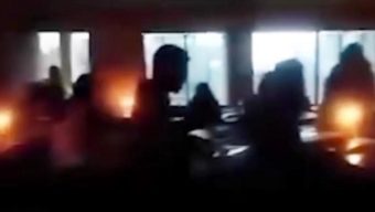বরিশালে বিদ্যুৎ না থাকায় মোমবাতির আলোয় মাস্টার্স পরীক্ষা