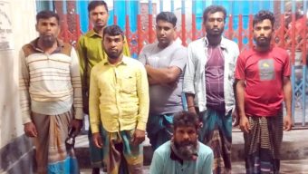 বরিশালে নিষেধাজ্ঞা না মেনে মাছ ধরায় ১৩ জেলেকে জরিমানা