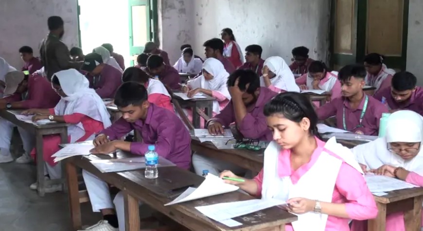 বরিশাল বোর্ডে ২১৬টি কেন্দ্রে পরীক্ষা দিচ্ছে ৮১ হাজার ৮৩১ শিক্ষার্থী