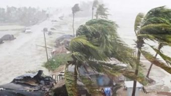 দেশের উত্তরে ধেয়ে আসছে ঘণ্টায় ৮০ কিলোমিটার বেগে কালবৈশাখী ঝড়