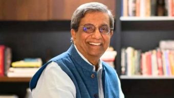 প্রথম আলোর সম্পাদকসহ তিন সাংবাদিকের বিরুদ্ধে মানহানির মামলা