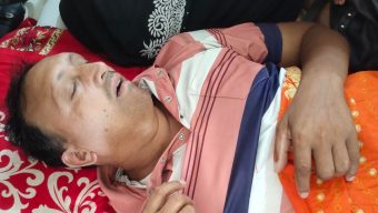 কাঠালিয়ায় পথ গতিরোধ করে ২ লাখ টাকা ছিনতাই, আহত ১