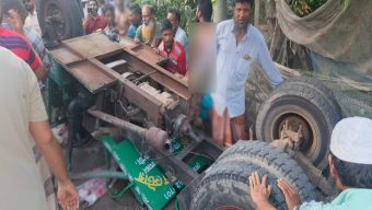 বরগুনায় টমটম উল্টে দিনমজুর নিহত