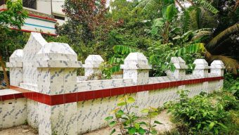 ইতিহাস ও রহস্যে ঘেরা আগৈলঝাড়ার ‘২২ হাত কবর’