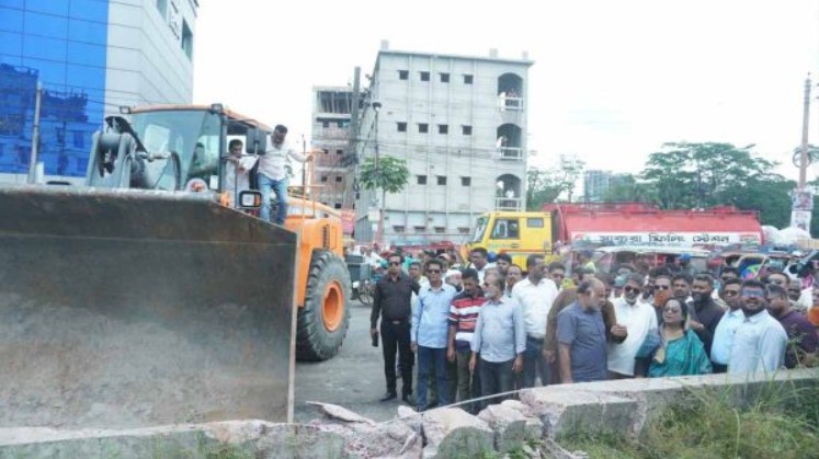 অবশেষে উচ্ছেদ হচ্ছে বিতর্কিত ‘শাহান-আরা পার্ক’, স্বস্তি নগরবাসীর