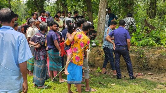 অটোরিকশা চালককে গলা কেটে হত্যা