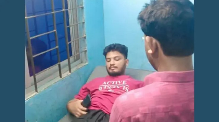 বরগুনায় নিজ বাড়িতে গুলিবিদ্ধ মালিক, আটক ৩