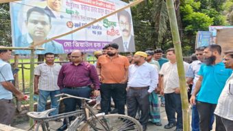 বাকেরগঞ্জে অবৈধ স্থাপনা উচ্ছেদ করল প্রশাসন