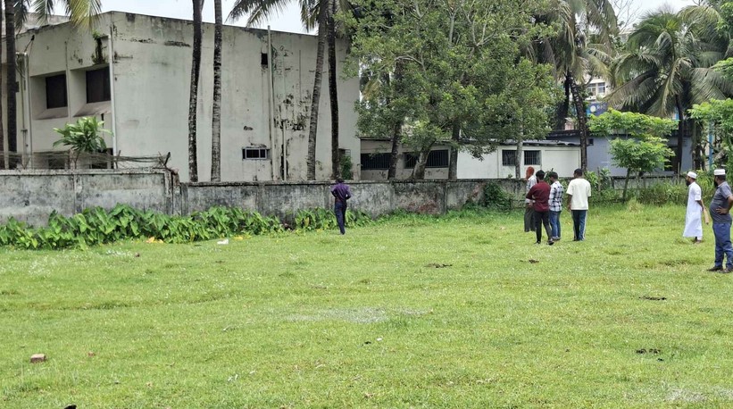 বরগুনায় খোলা মাঠ থেকে অজ্ঞাত নারীর মরদেহ উদ্ধার