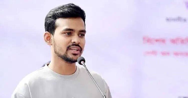 রাজস্ব তহবিল থেকে টাকা নেওয়ার বিষয়ে যে ব্যাখ্যা দিলেন আসিফ মাহমুদ