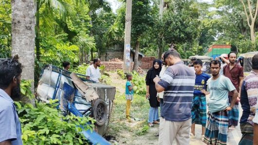 পিরোজপুর-বরিশাল মহাসড়কে বাস-অটোরিকশা সংঘর্ষে কলেজছাত্রী নিহত