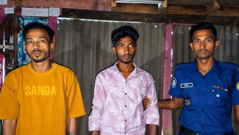 উজিরপুরের সাতলায় গাঁজাসহ দুই মাদক কারবারি আটক