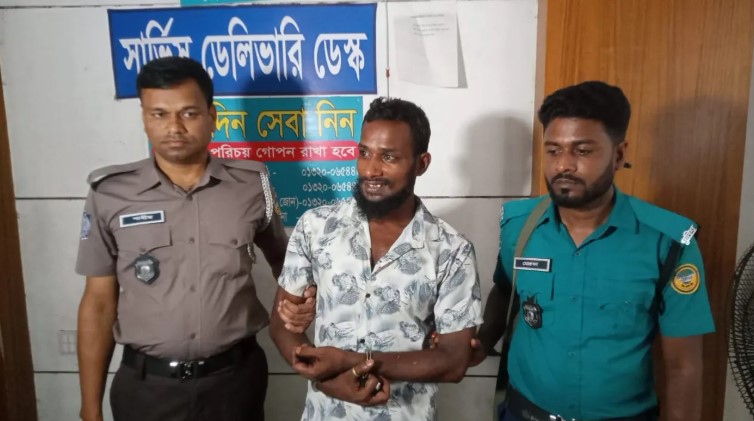 বরিশালে নয়া সন্ত্রাস ‘কালা মাসুদ’ অস্ত্রসহ গ্রেপ্তার