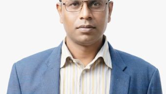 কাহালপুর ডা. মনসুর আহমদ মাধ্যমিক বিদ্যালয়ের সভাপতি হলেন রিয়াজুল ইসলাম